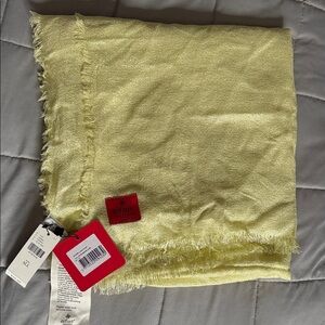 Women's Yellow Scarf
